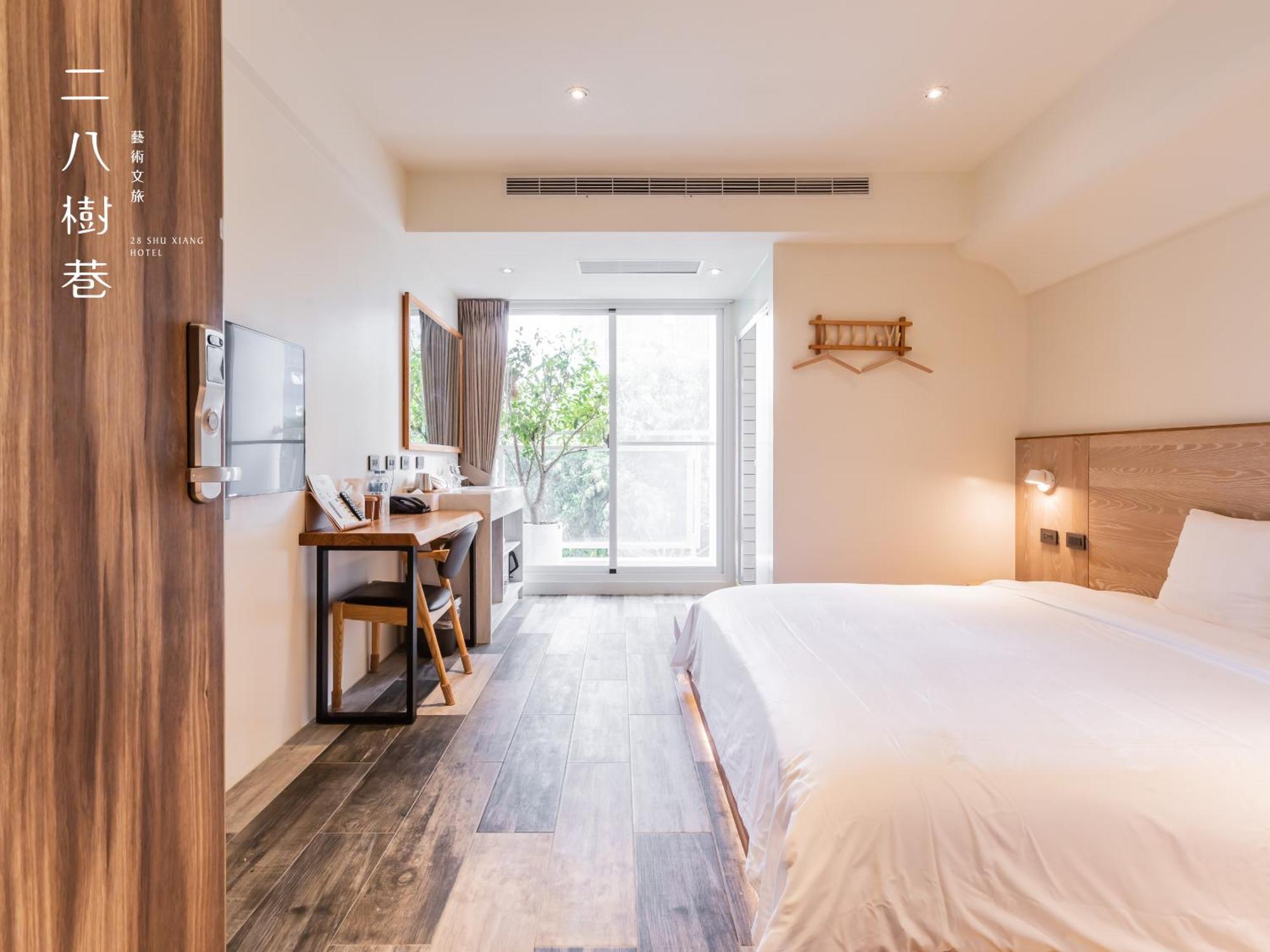 28 Shu Xiang Hotel Taichung Bagian luar foto