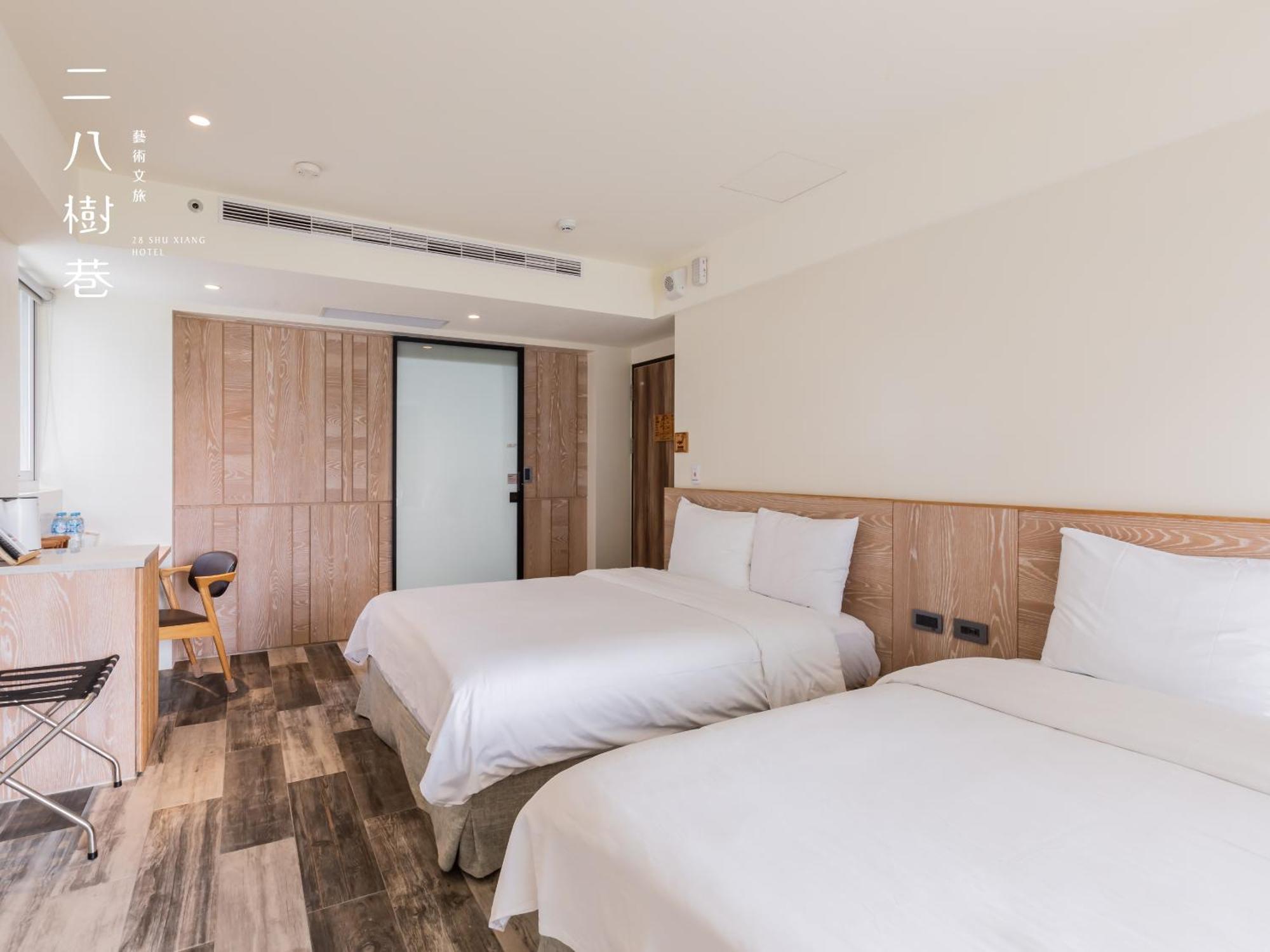 28 Shu Xiang Hotel Taichung Bagian luar foto