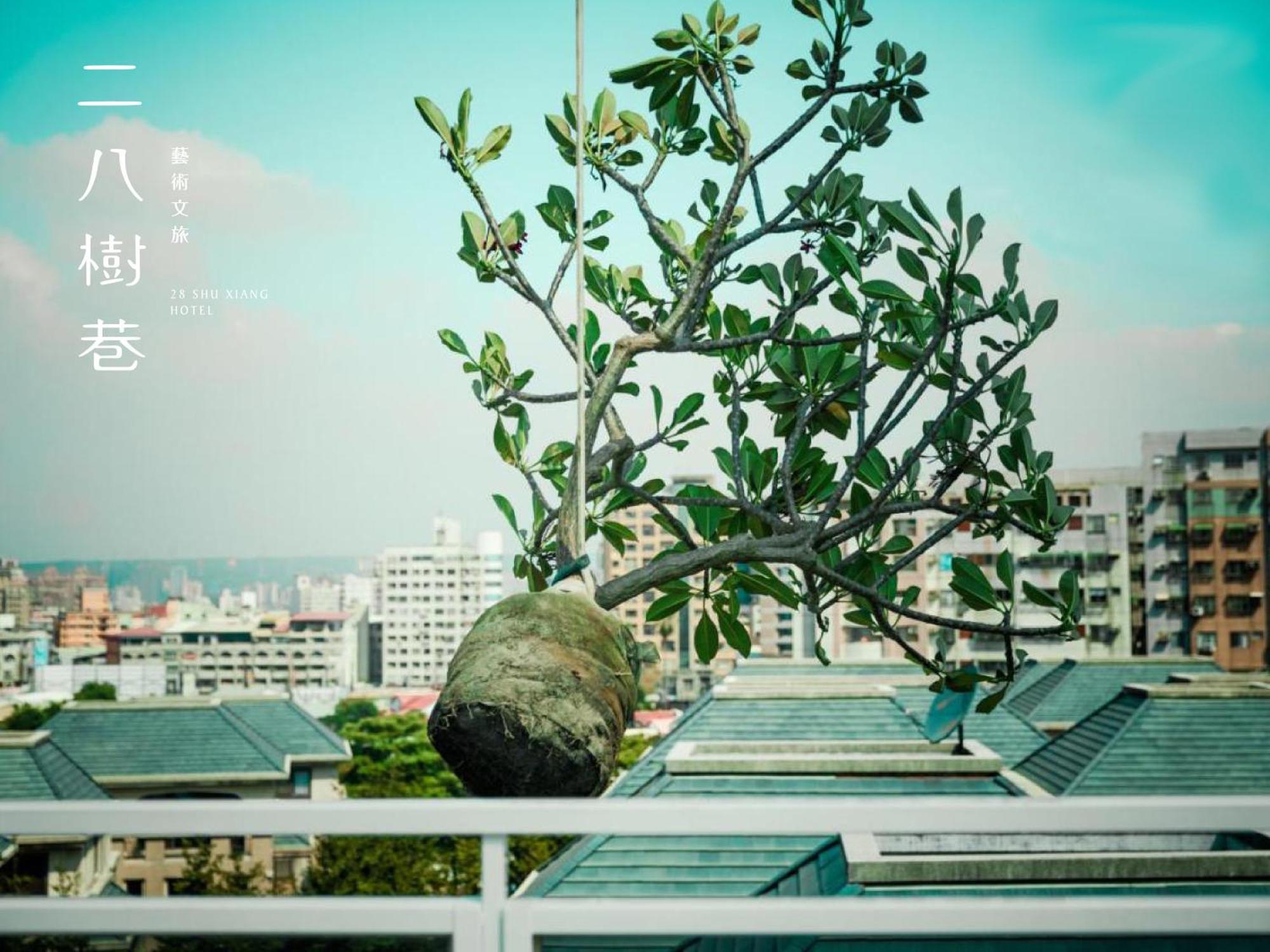 28 Shu Xiang Hotel Taichung Bagian luar foto
