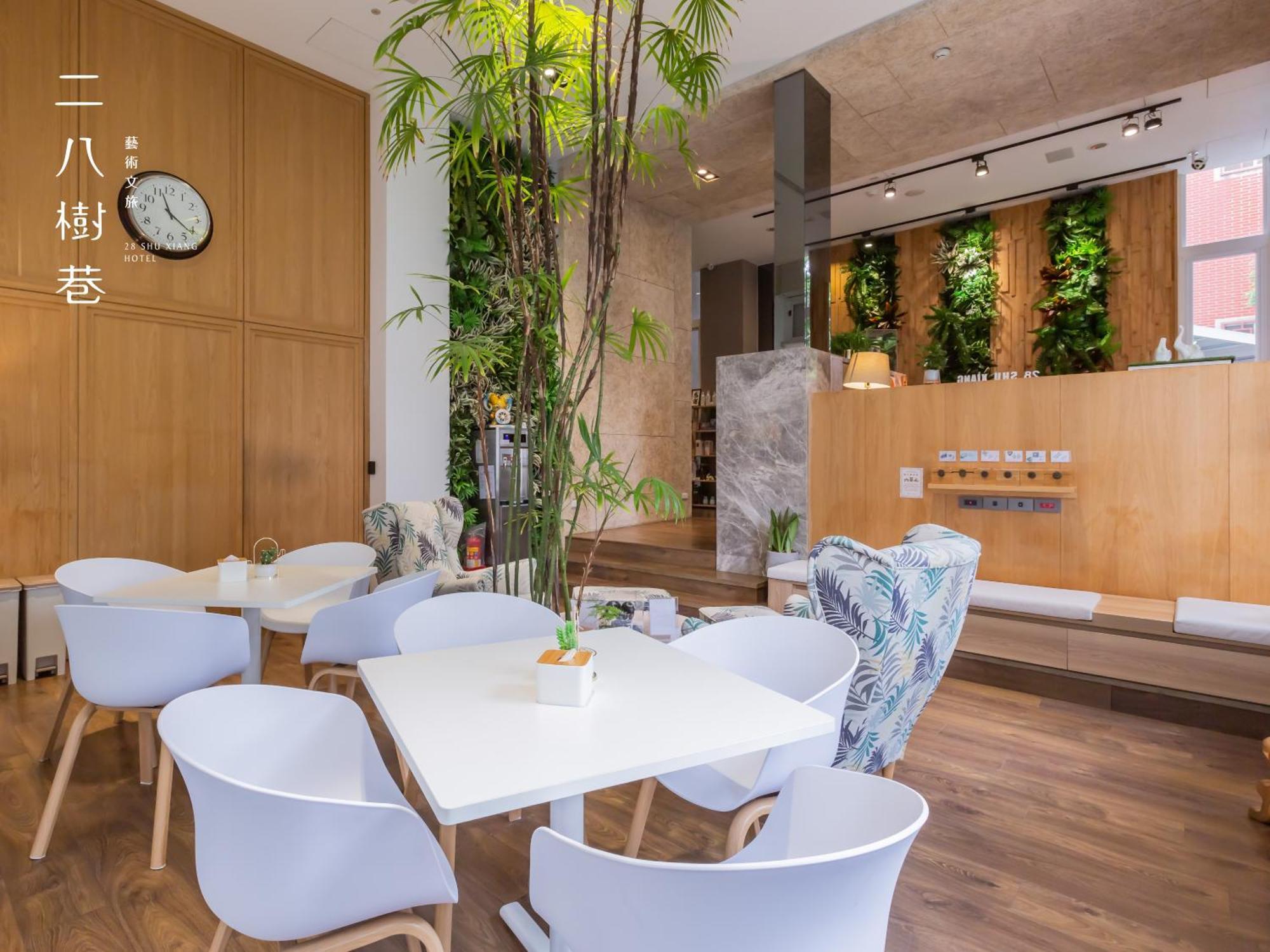 28 Shu Xiang Hotel Taichung Bagian luar foto